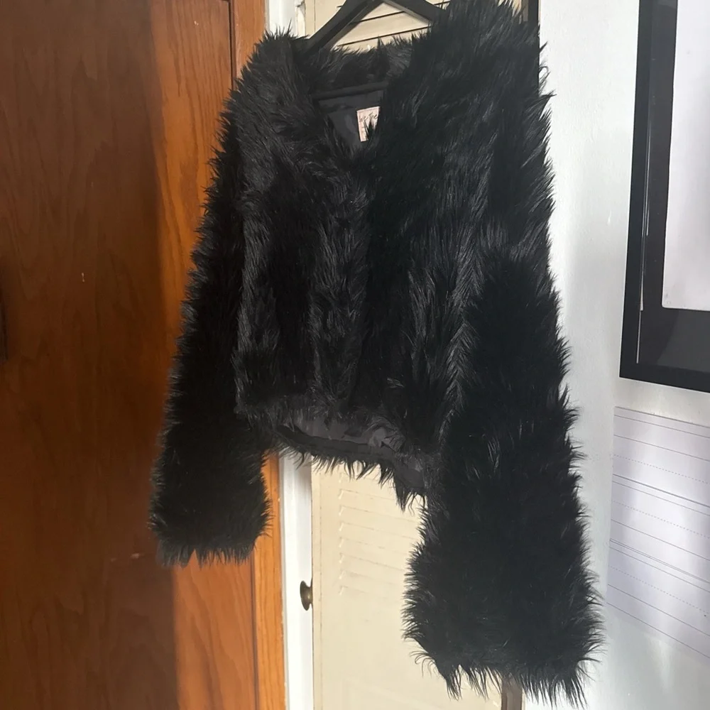 Free People Black Faux Fur Jacket - Picture 4 of 4